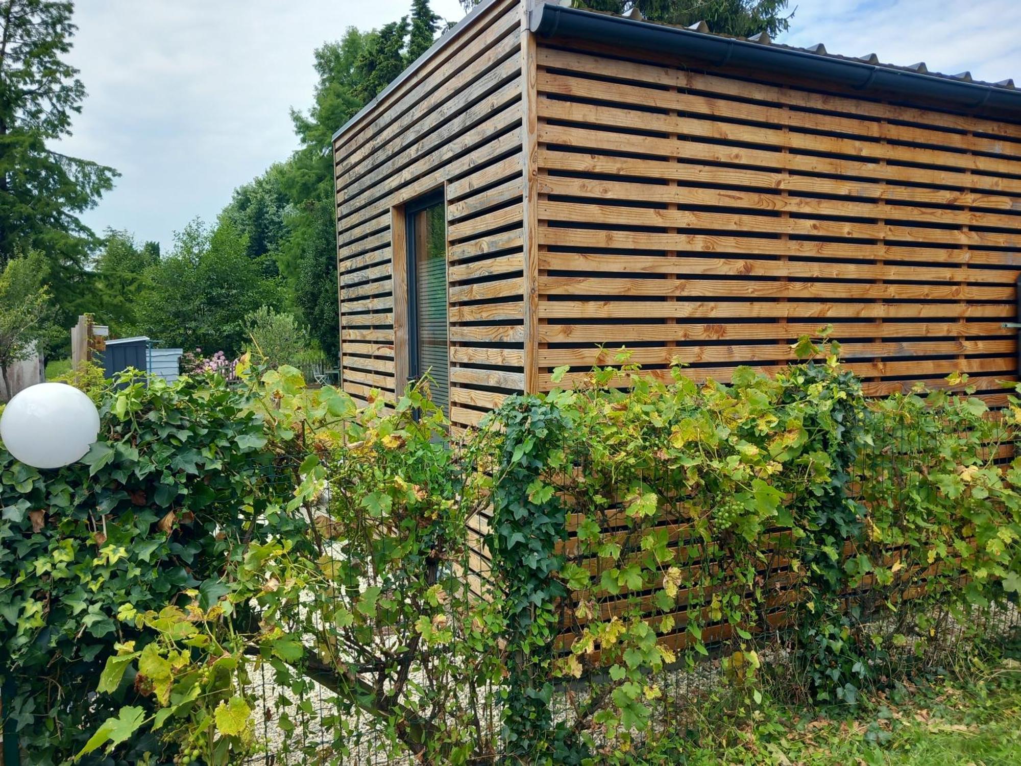 Lodge Au Vent Savigne-l'Eveque Luaran gambar