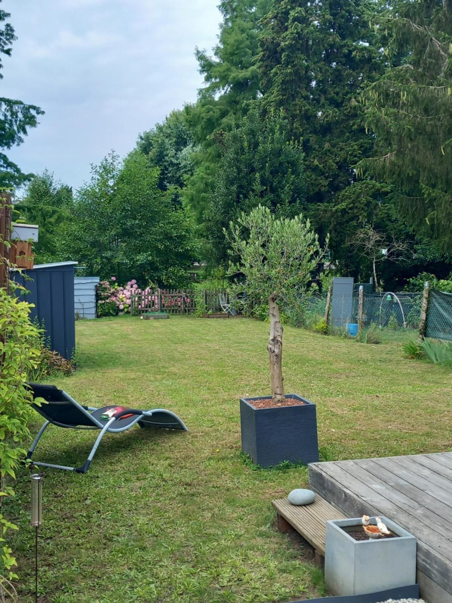 Lodge Au Vent Savigne-l'Eveque Luaran gambar